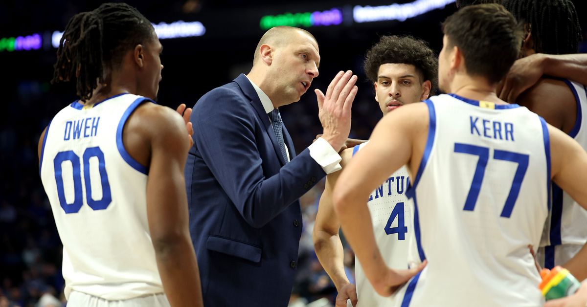 Kentucky could play Arkansas in updated Joe Lunardi Bracketology; NCAA Championship odds rise