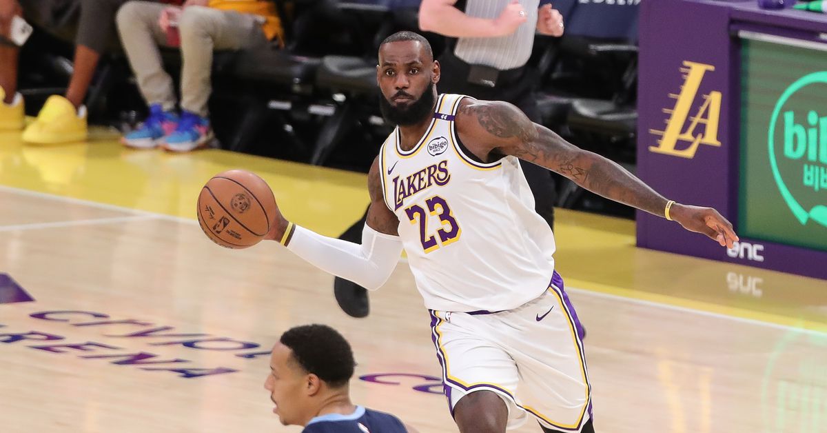 Grades for Anthony Davis, LeBron James in Lakers win vs. Grizzlies