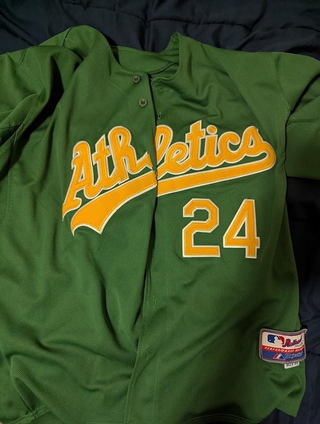 Is this jersey legit? I thrifted it for $25 but I can't seem to find any info on it online