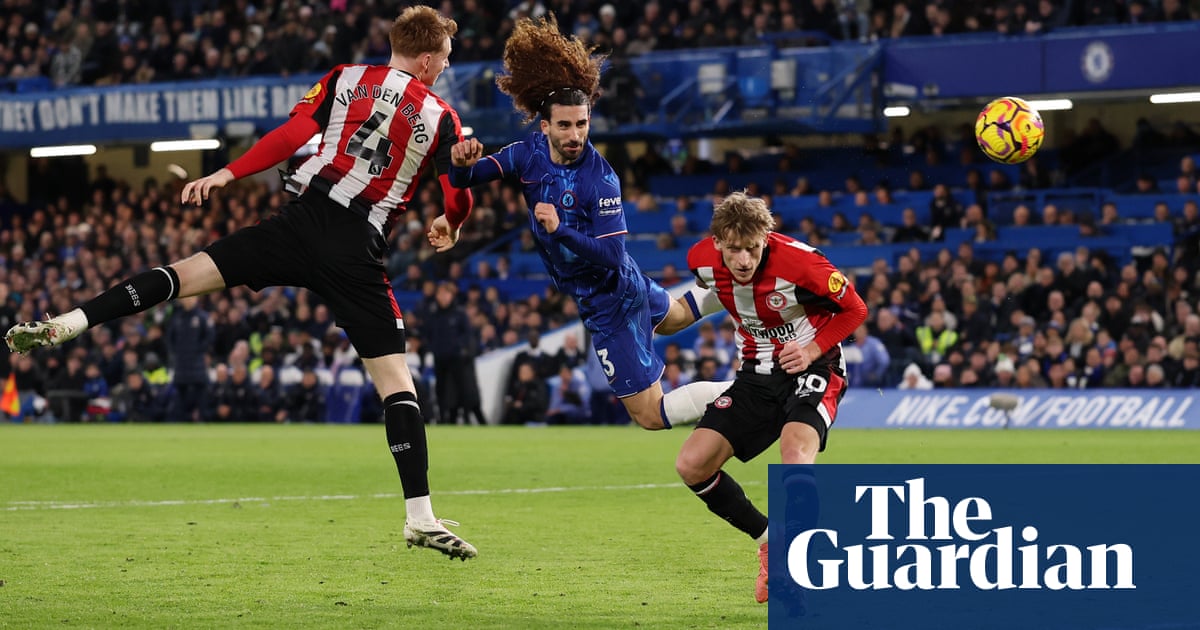 Chelsea see off Brentford but Cucurella’s goal marred by post-match red | Premier League