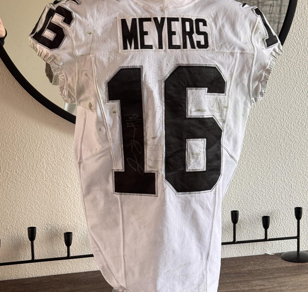 Jakobi Meyers jersey from 12/8 vs Bucs