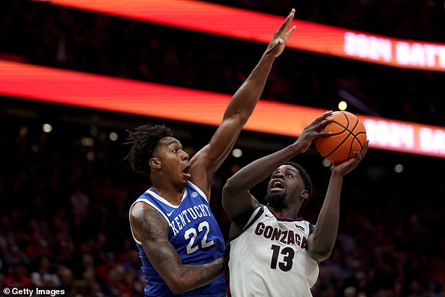 The Kentucky Wildcats earned a close 90-89 win over the Gonzaga Bulldogs in overtime