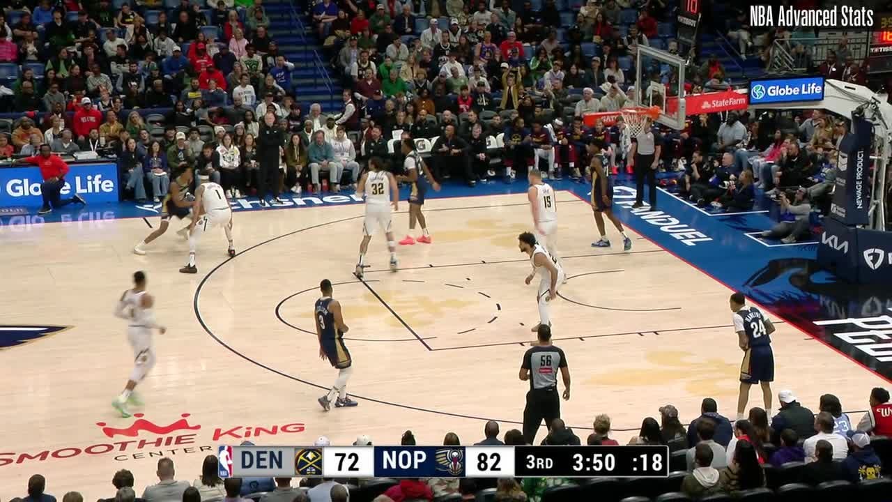 Michael Porter Jr plays defense on Trey Murphy