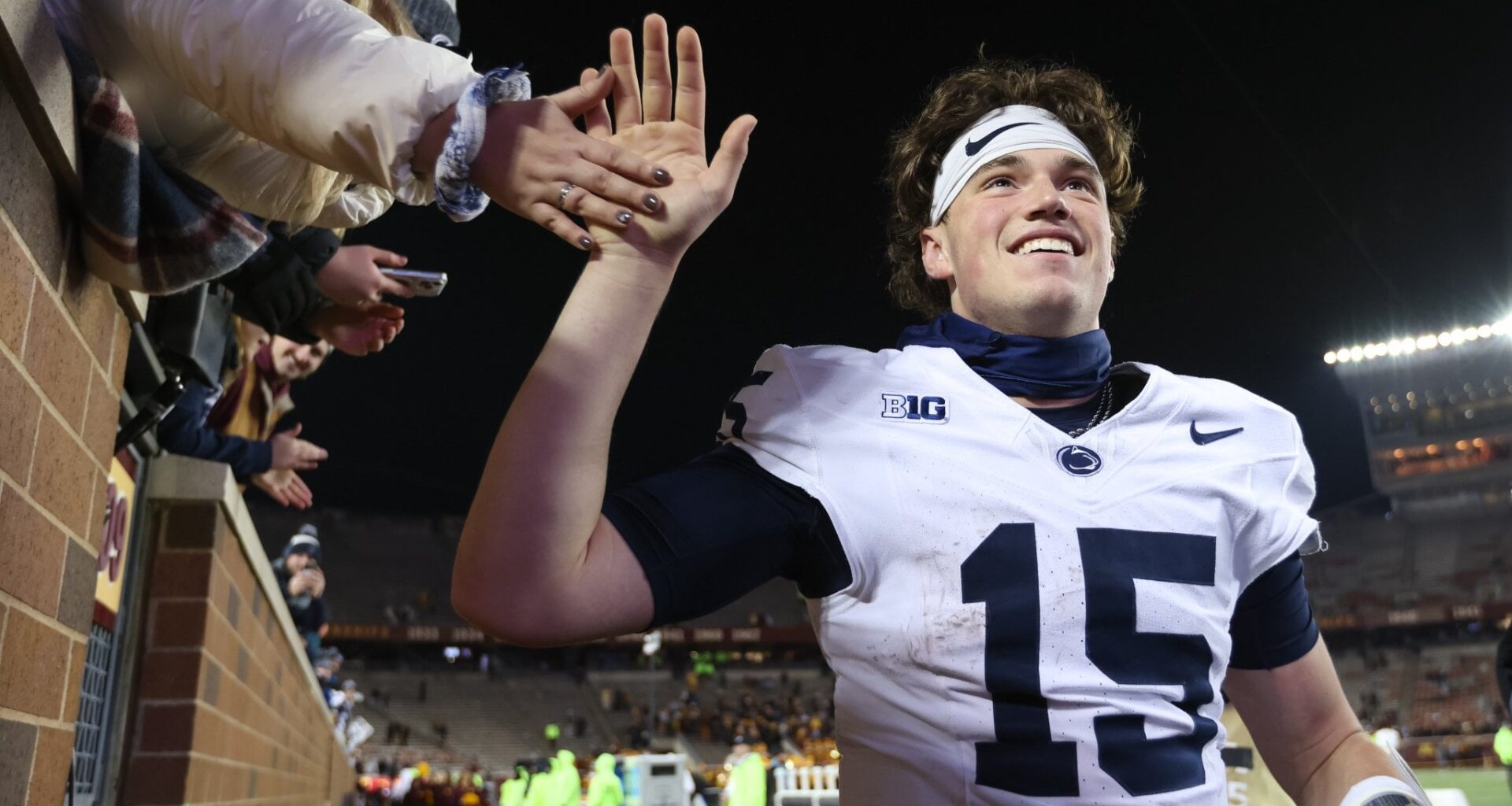 [Thamel] Sources: Penn State star quarterback Drew Allar has informed the school’s coaching staff of his intention to return to school for his senior year in 2025.