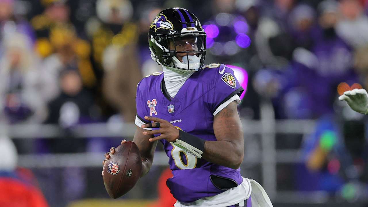 Lamar Jackson Makes History With 37th Touchdown Pass