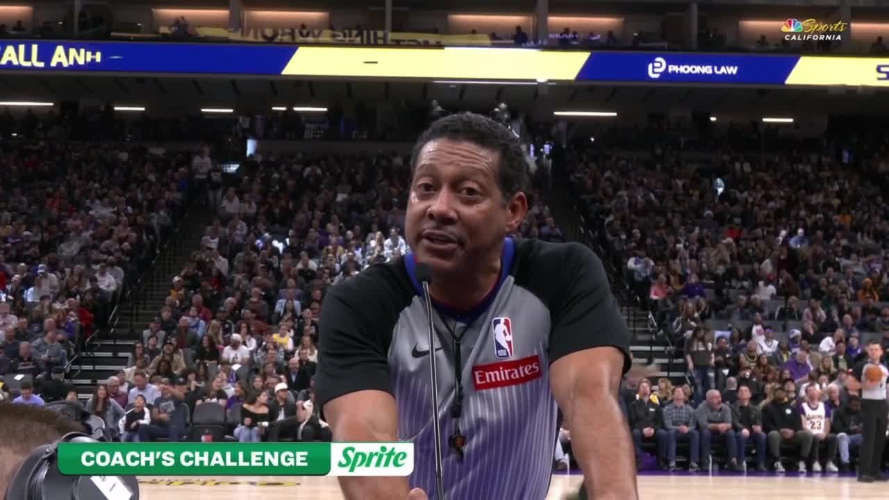 [Highlight] Bill Kennedy masterfully leads the Kings crowd into thinking they won the coach's challenge, then pulls the rug on them