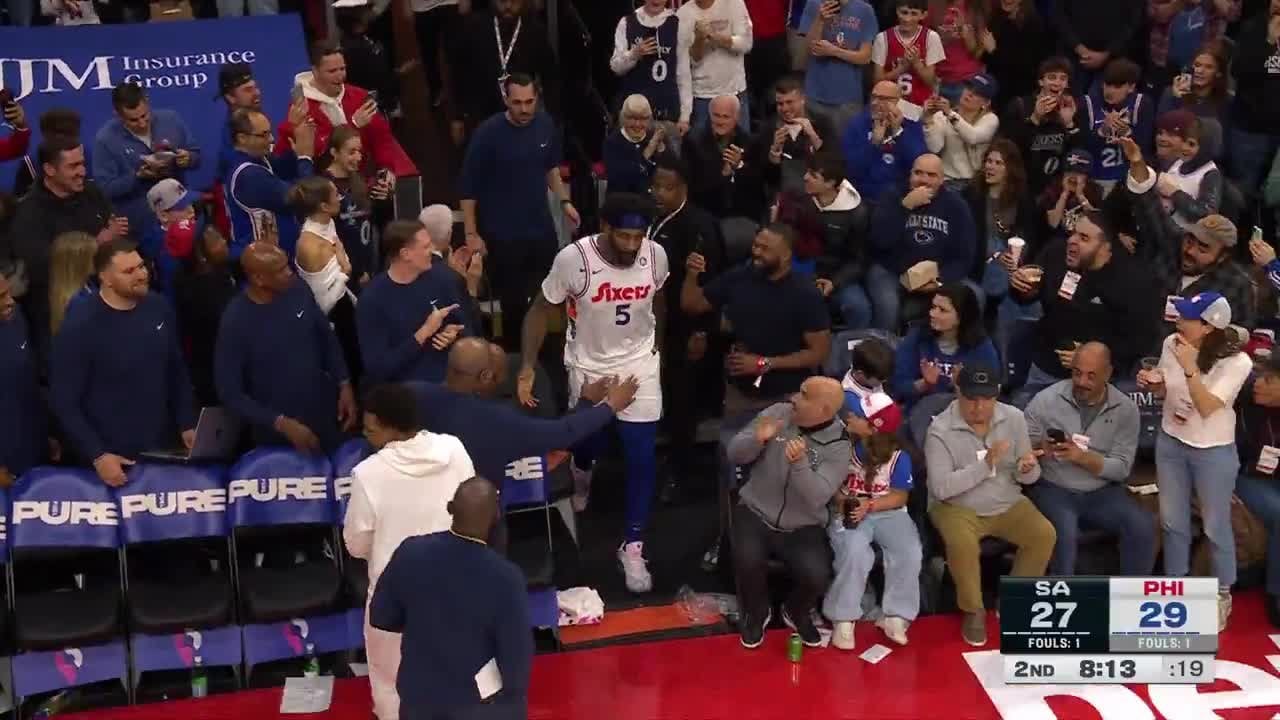 [Highlight] Drummond gets a heros welcome from the crowd as he returns from his rescinded ejection