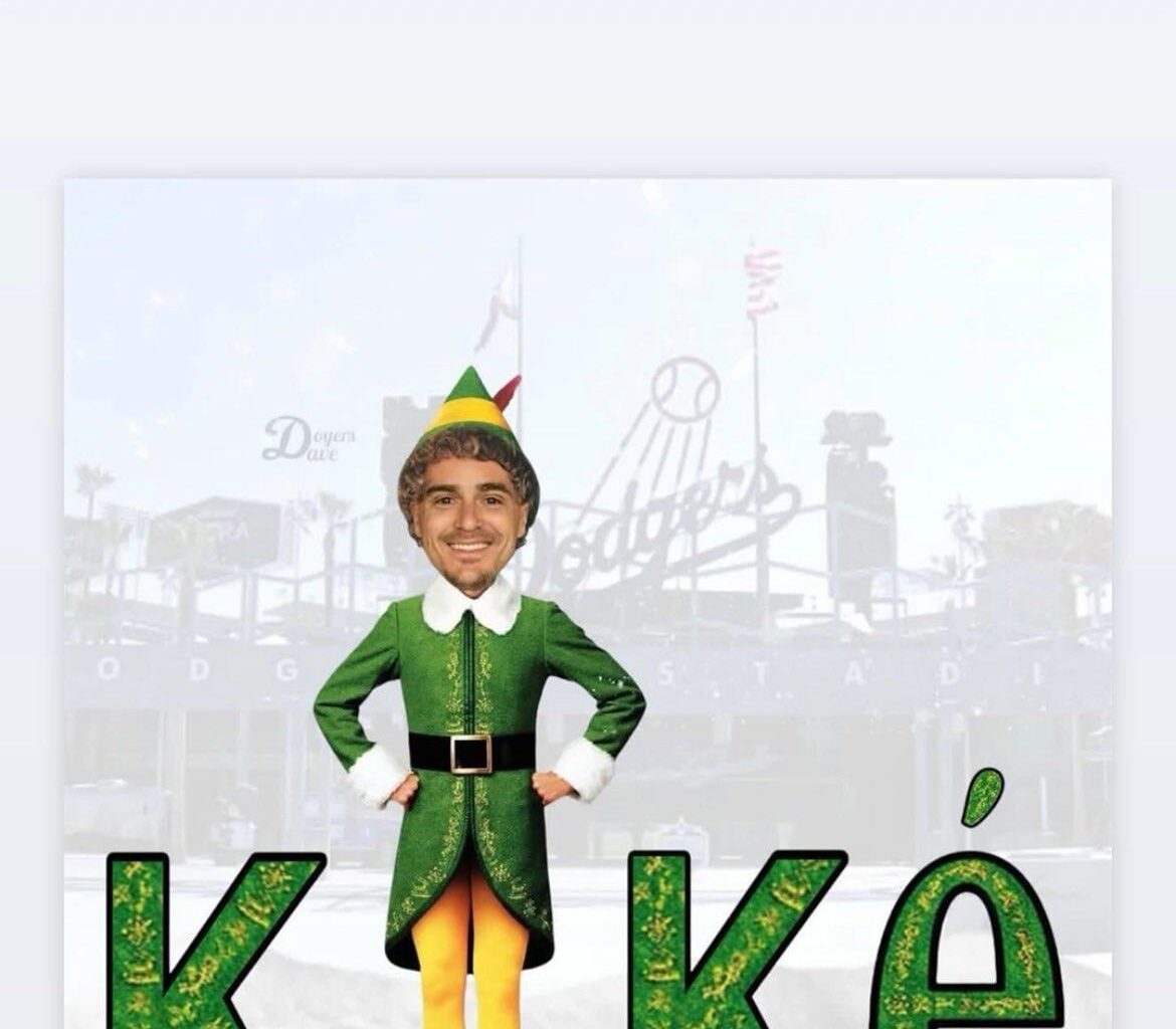 Happy holidays and be a safe, Dodger fam. (via kikehndez/IG)