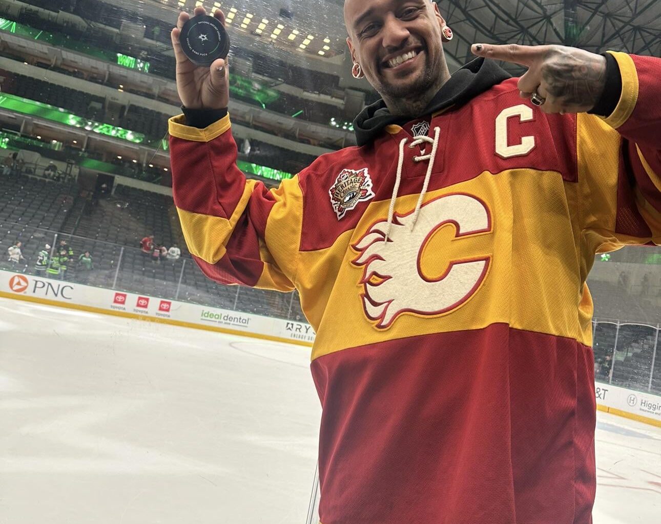 Thank you. Seriously thank you to the subreddit, thank you to the fans, thank you to the randoms that came up to me from both teams, thank you to hockey . I’m on cloud 9. Life hasn’t been easy lately but I haven’t been able to wipe the smile from my face. Love you all. Go Flames 🔥