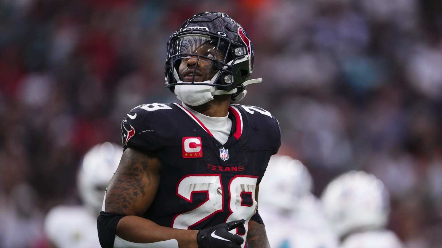 Texans now list RB Joe Mixon with an ankle injury after a limited practice