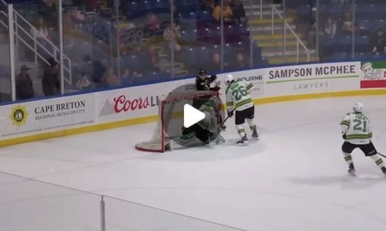 Cam Squires “Michigan” goal for the hat trick!