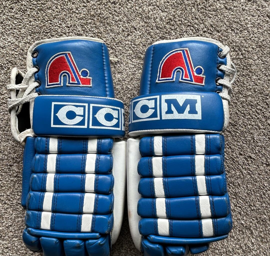 Game worn? Vintage CCM Nordique gloves