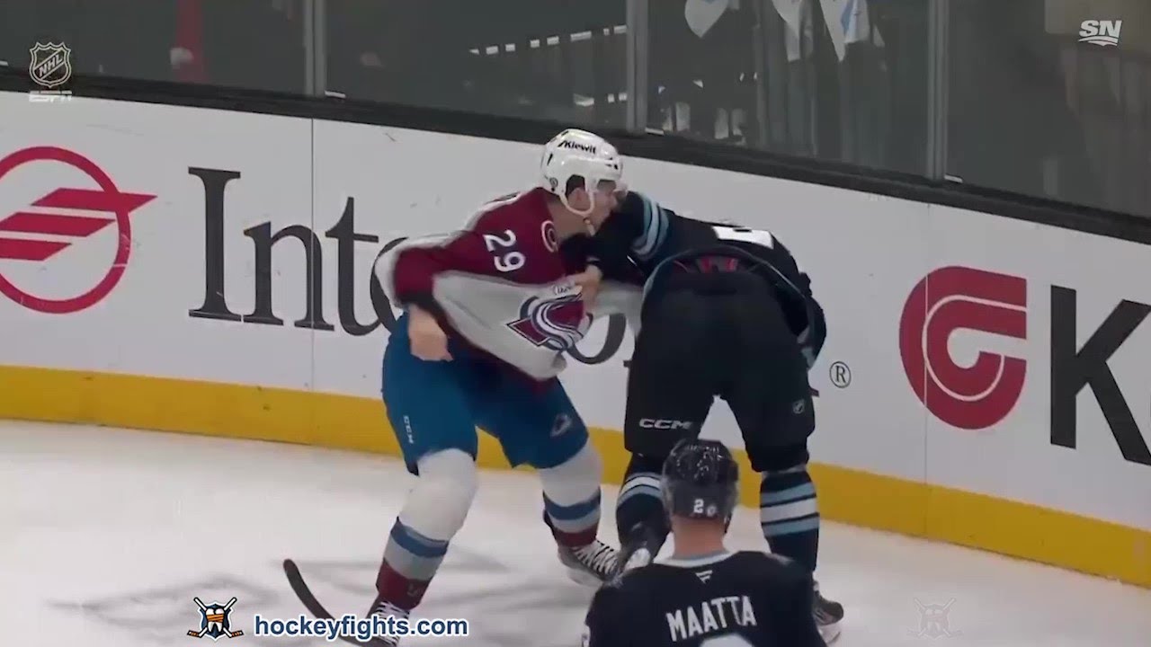 Nathan MacKinnon vs Barrett Hayton Dec 27, 2024