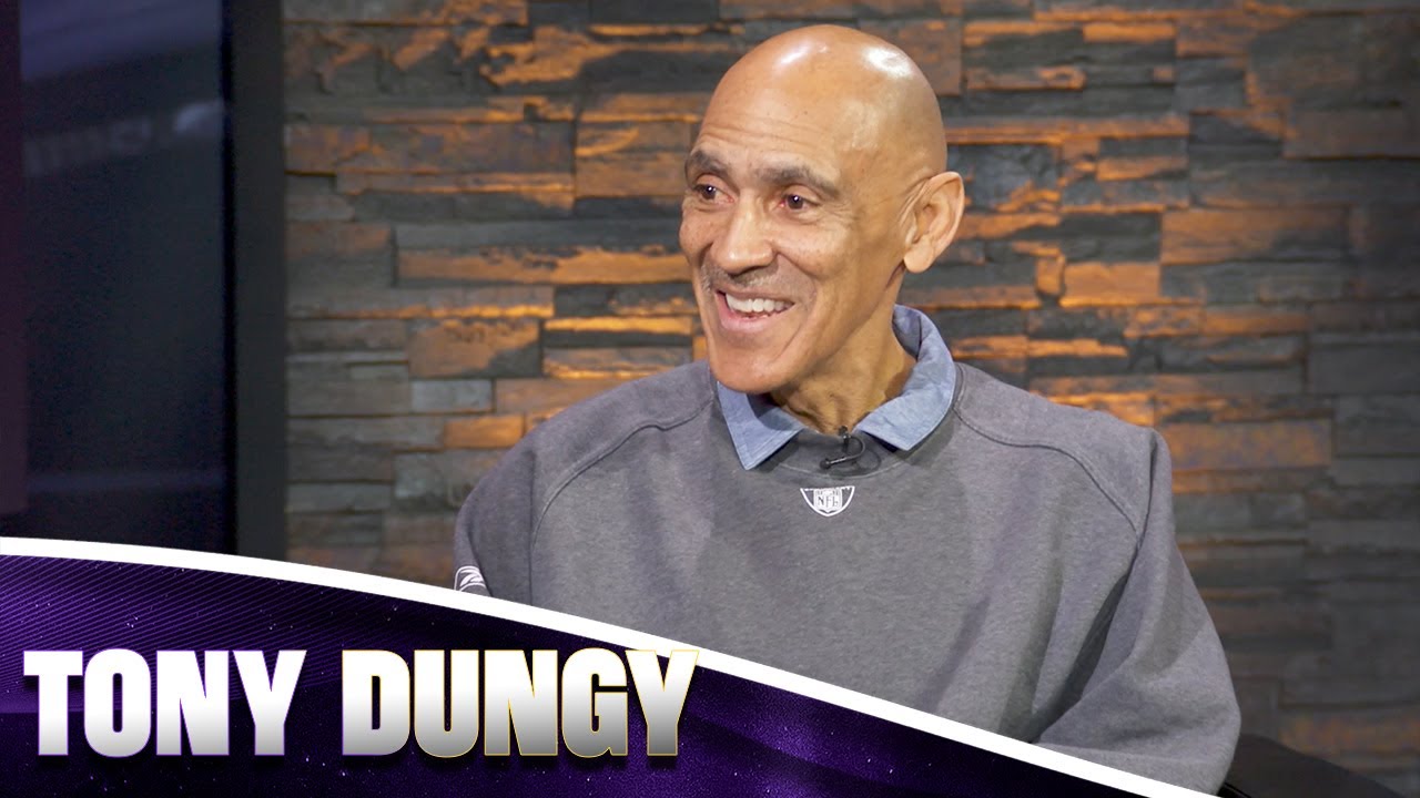 Tony Dungy Talks Vikings at Lions Predictions, Kevin O'Connell's Leadership & Brian Flores' Impact