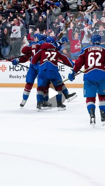 Mose and Ryker's reactions to the game tying and winning goals: "idk what to do with my hands" edition